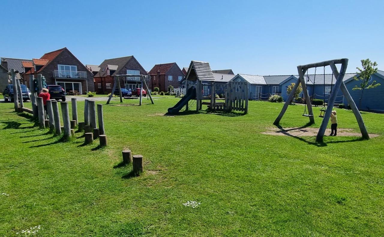 The Bay Filey - Corner Cottage ภายนอก รูปภาพ