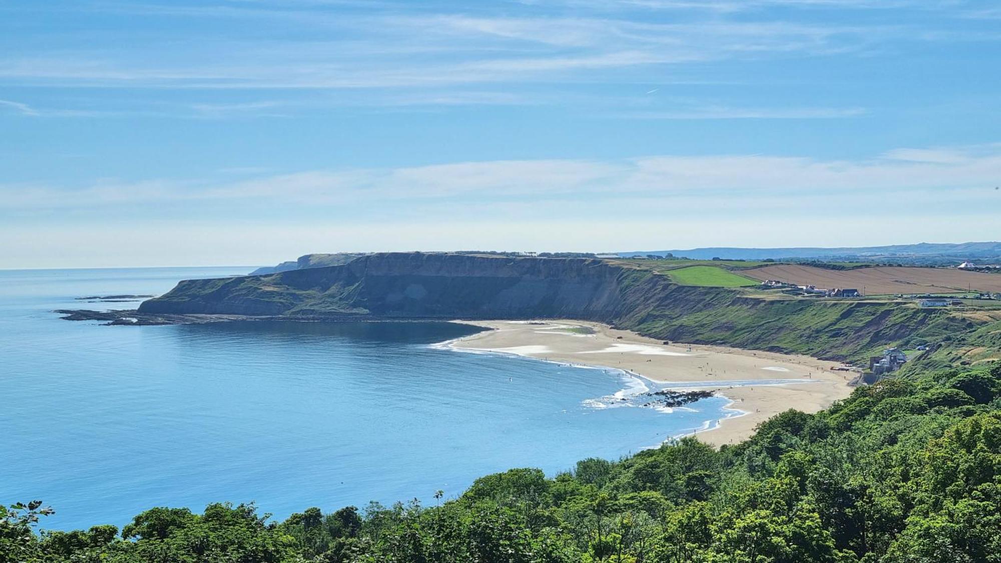 The Bay Filey - Corner Cottage ภายนอก รูปภาพ